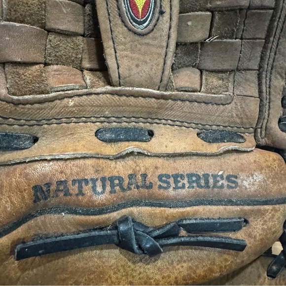 Easton Natural Series NAT80 13" Leather Baseball Glove VRS Gel Pad RHT USA - Picture 3 of 14
